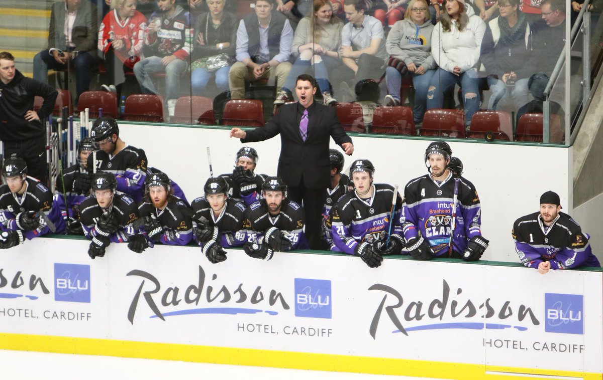 ClanIHC's tweet photo. IMAGES: More from tonight's road game v the @cardiffdevils with thanks to @helenbrabon.
#Glasgow #JoinTheClan https://t.co/cf2mdiPvwL