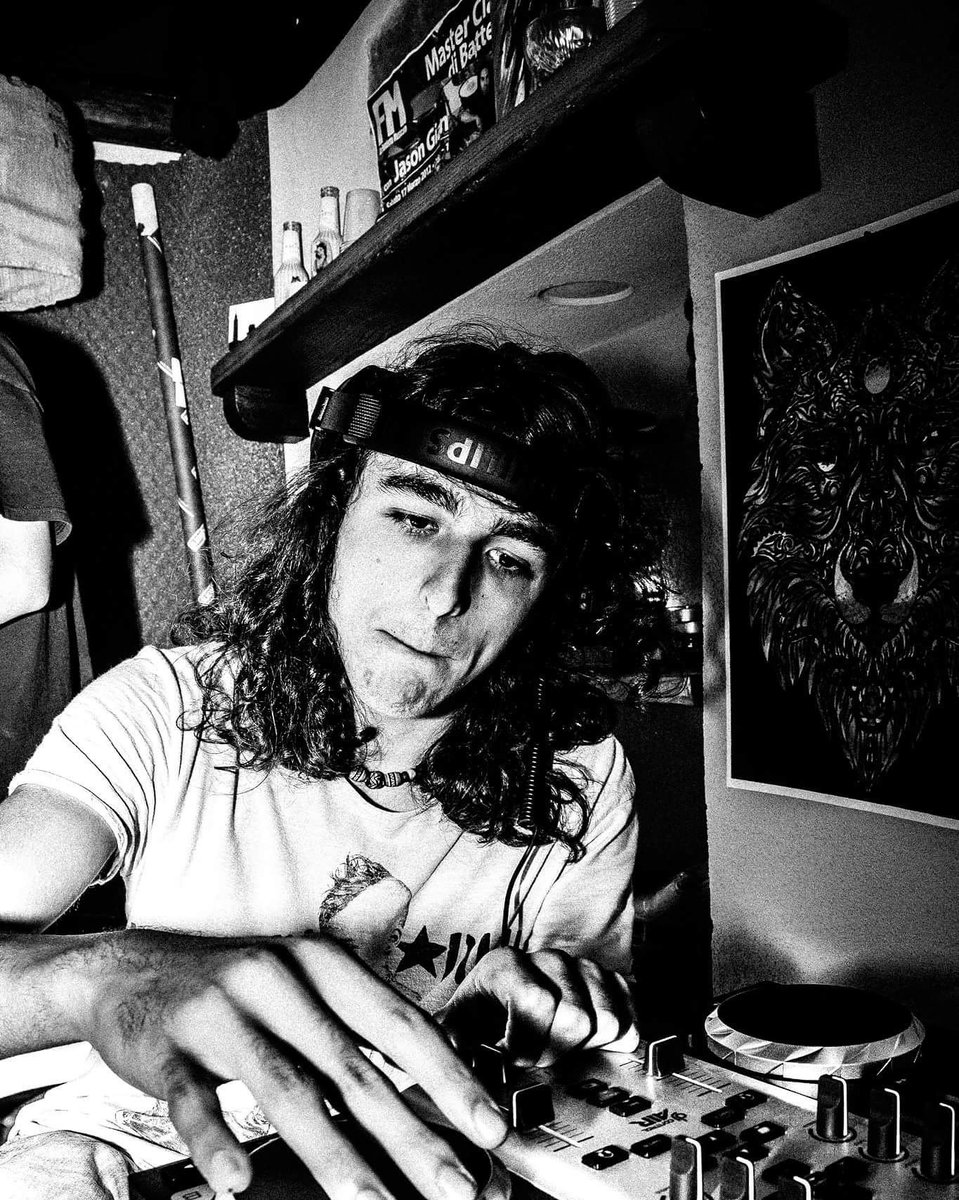 ZezzDj's tweet photo. #dubstep #music #zezz #dj #EDM #trap #trapstep https://t.co/cpLWp8Kgfe
