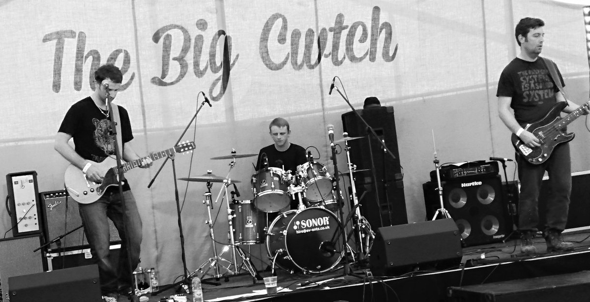 johnwinser's tweet photo. New to me music and loved! @HMSMorris @TheCradles @RyeMilligan @ThreeSmilesWide @TheBigCwtch Thanks!! https://t.co/EomzKSLJ7q