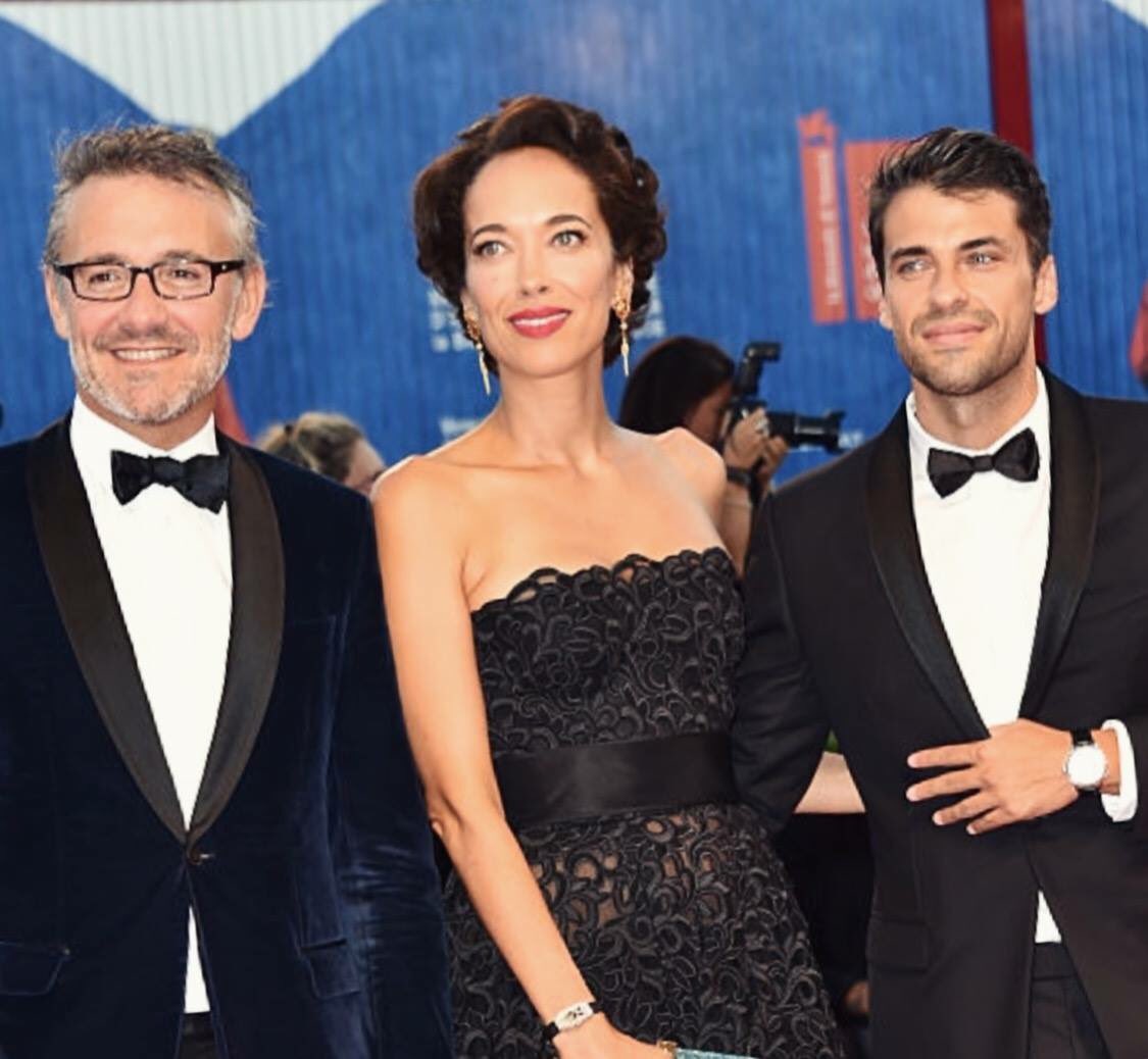 Dinoraaa's tweet photo. El duranguense @JorgeViladoms en gala @jaegerlecoultre #reverso85 en Biennale di Venezia. Que sigan los éxitos!👏🏻👏🏻 https://t.co/wPitNjHOew