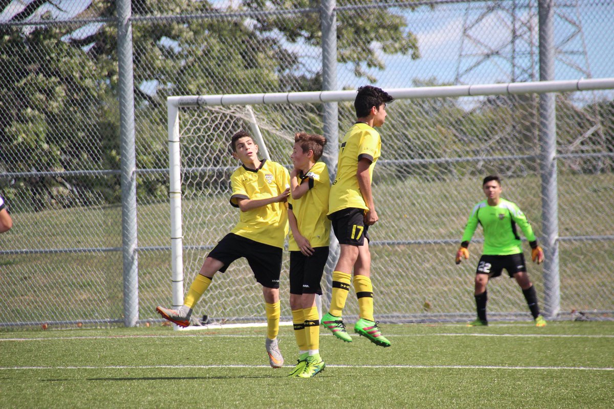 AYSC2002OPDL's tweet photo. Action Shots from today's match v @Glen_Shields @coach @jazboysg @aysc64 @osa @YorkRegionSA#opdl https://t.co/Z293K1FZzL