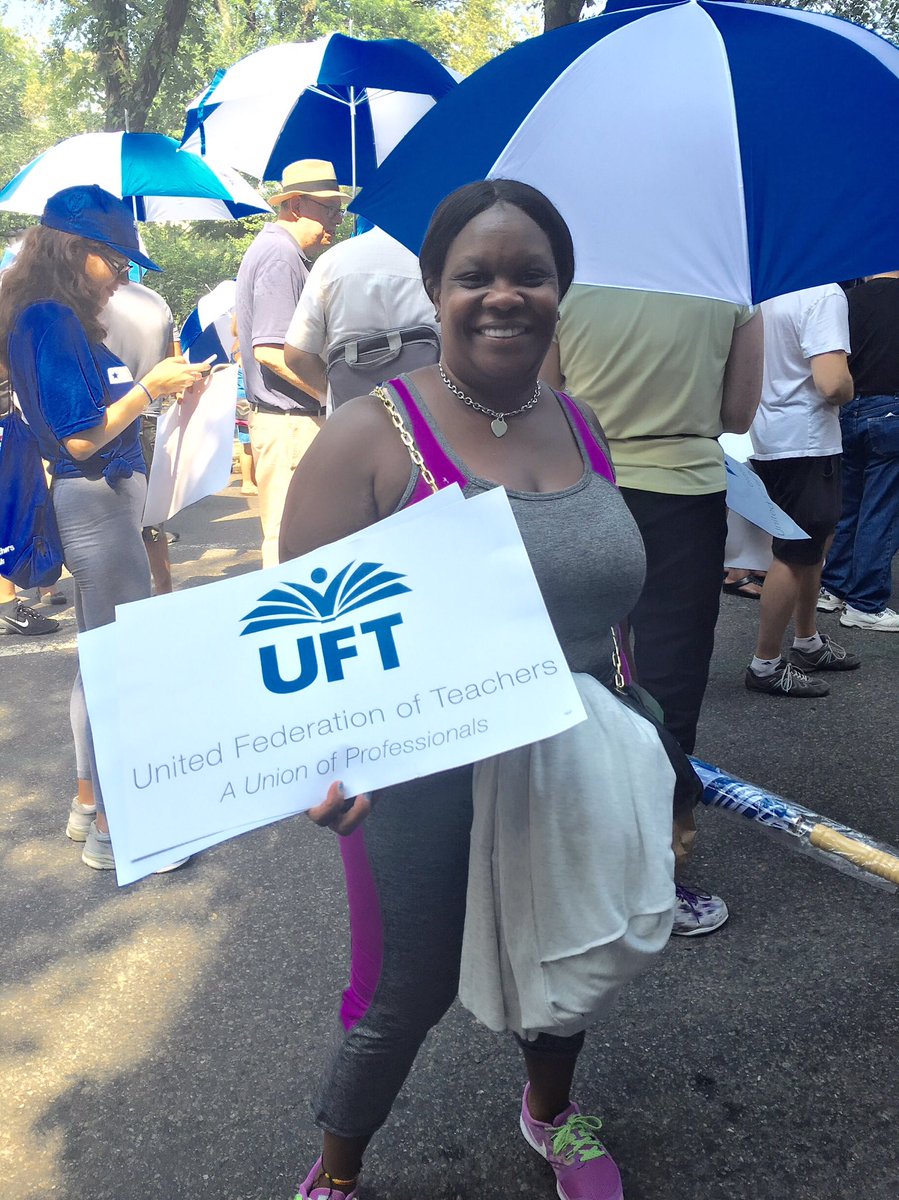 MissNatalieNYC's tweet photo. . #NYC #LDP2016 #LaborDayParade with @UFT & @UFTUnity #unionstrong #unionproud #UFT #UFTUnity https://t.co/Uj6OKsK2Uk