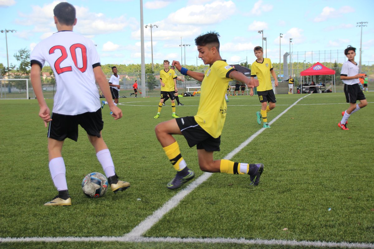 AYSC2002OPDL's tweet photo. More action shots today's match v @Glen_Shields @CoachCiampa @jazboysg @aysc64 @OSA_Tweeter @YorkRegionSA  #opdl https://t.co/4XRMVeuoGw