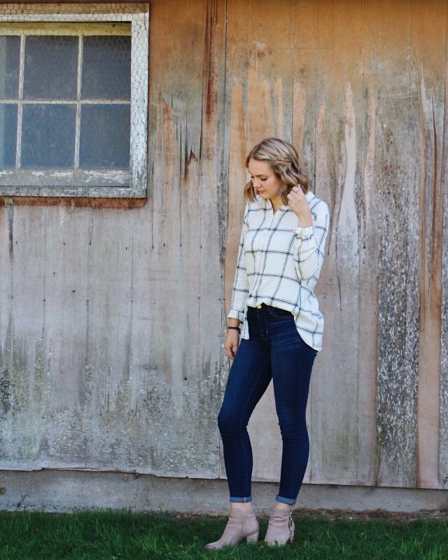 viennajanee's tweet photo. Have a fabulous week friendsπ Marley posted on insta! #basicbloggerss #canadianfashion #fbloggers https://t.co/uHQrHbzB15