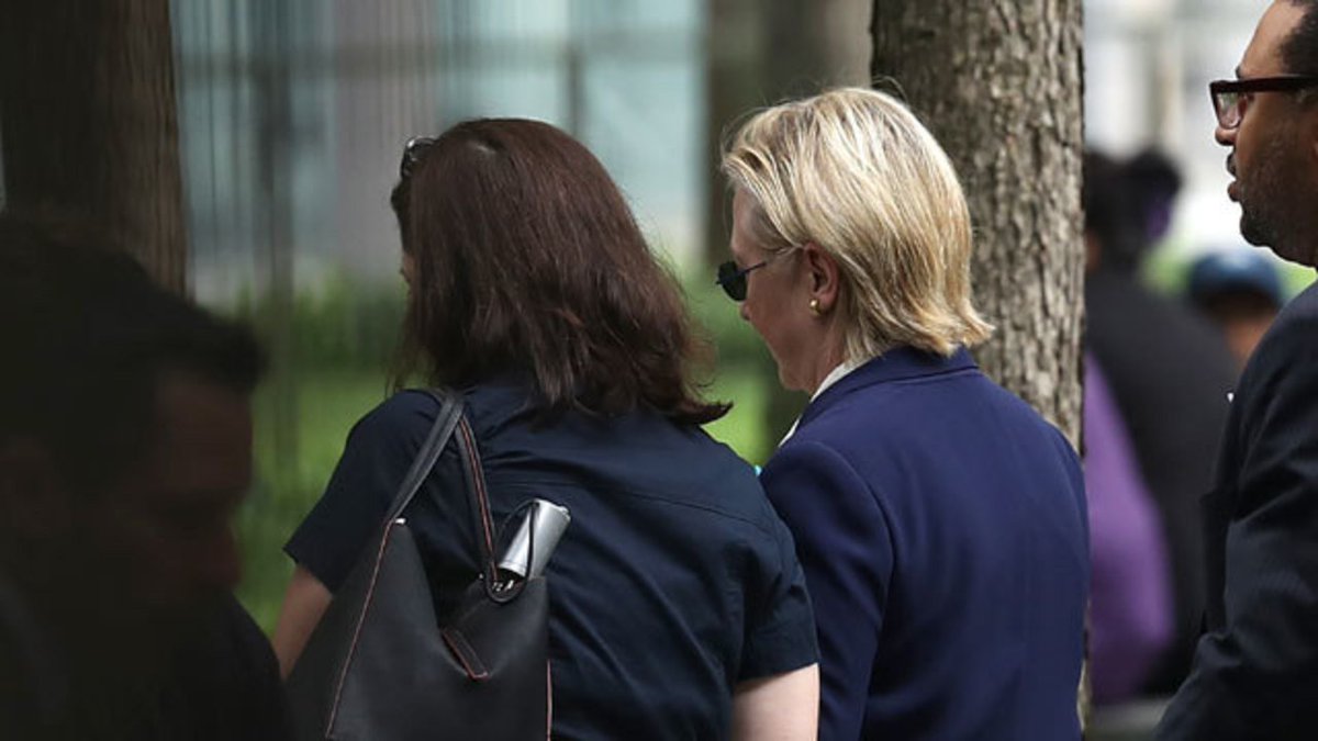 Clinton diagnosed Friday with pneumonia; 'recovering nicely' after 9/11 event, doctor says bit.ly/2cBI0Zo?utm_me… https://t.co/fOXuC3vBxb