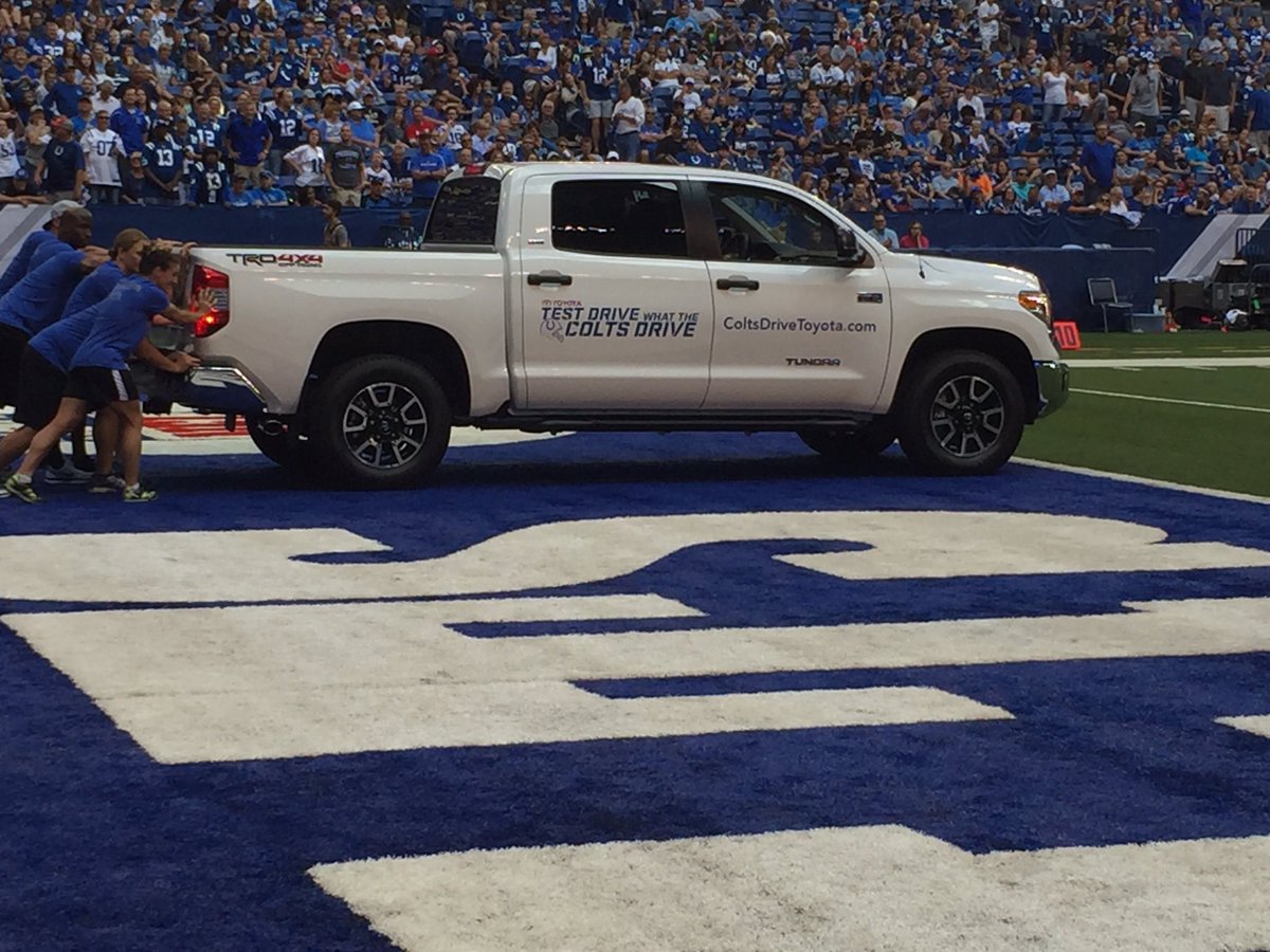 IFD_NEWS's tweet photo. Team @IMPD_News takes home victory in the @Colts #HalftimeShowdown Great job by both teams and thanx #INDY 4 Support https://t.co/RMPLDt8pHf