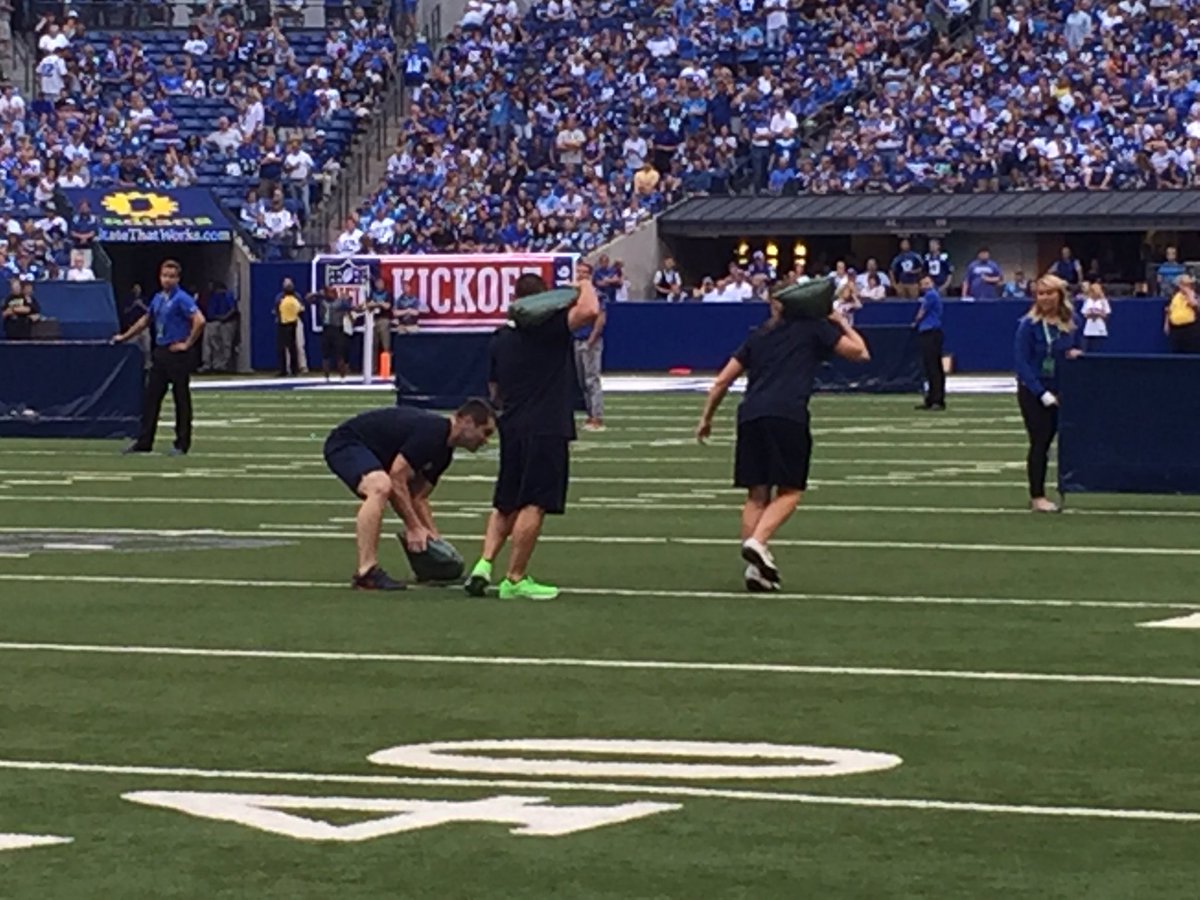 IFD_NEWS's tweet photo. Team @IMPD_News takes home victory in the @Colts #HalftimeShowdown Great job by both teams and thanx #INDY 4 Support https://t.co/RMPLDt8pHf