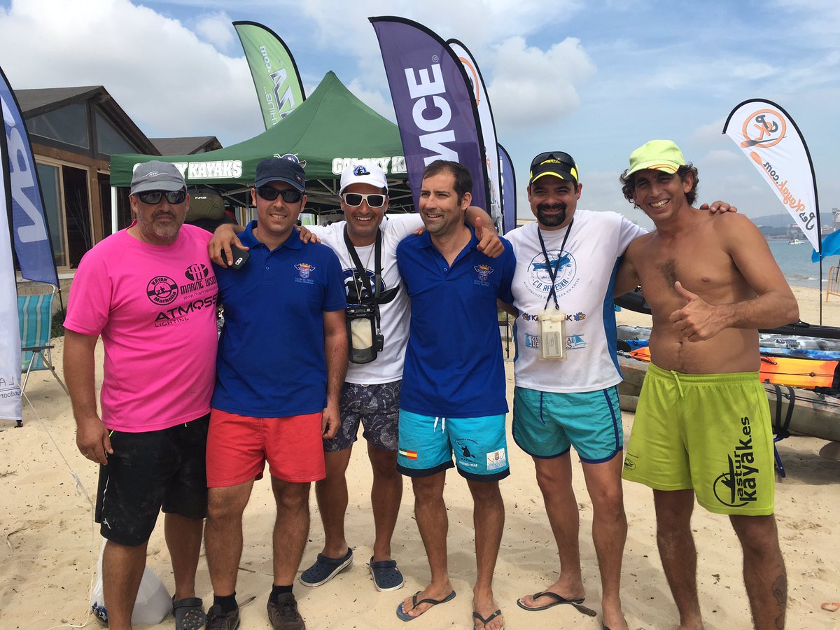 fmorilla75's tweet photo. Valla pedazo de grupo . KFL @PeskayakCom @YeahmanoloAroca @lagartokayak Arsenio ,curro y David . @pescadesdekayak https://t.co/23pnBGqUNo