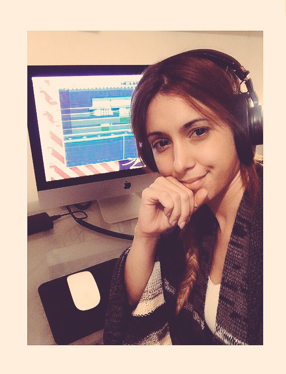 DayanaSolino's tweet image. Trabajando....#creatingmusic
