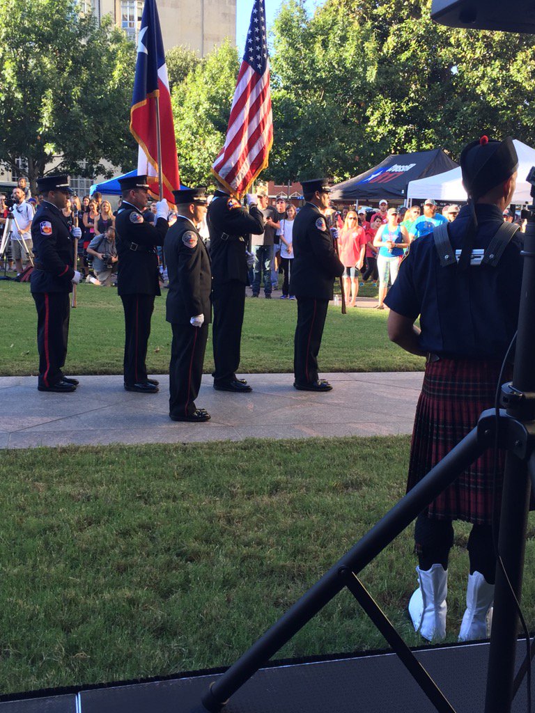LanLeavell's tweet photo. Honored to give the invocation for the #ClimbForACalling event Downtown Fort Worth this AM
FDs fr all over metroplex https://t.co/hTmY10Dvsm