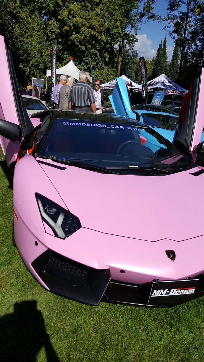 condreayvr's tweet photo. A beautiful sunny afternoon at Vandusen Botanical Garden #LuxurySupercarWeekend #LSWVan2016 https://t.co/SVjoTWU74r