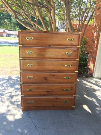 Craigslistgaragesale On Twitter Vintage Campaign Dresser And