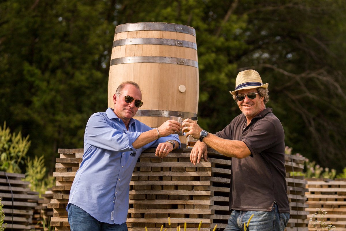 atlasbarrel's tweet photo. What happens when you take a cocktail shaker and add two best friends, an entrepreneur and a Luthier? #atlasbarrel https://t.co/iac8aMgEQN
