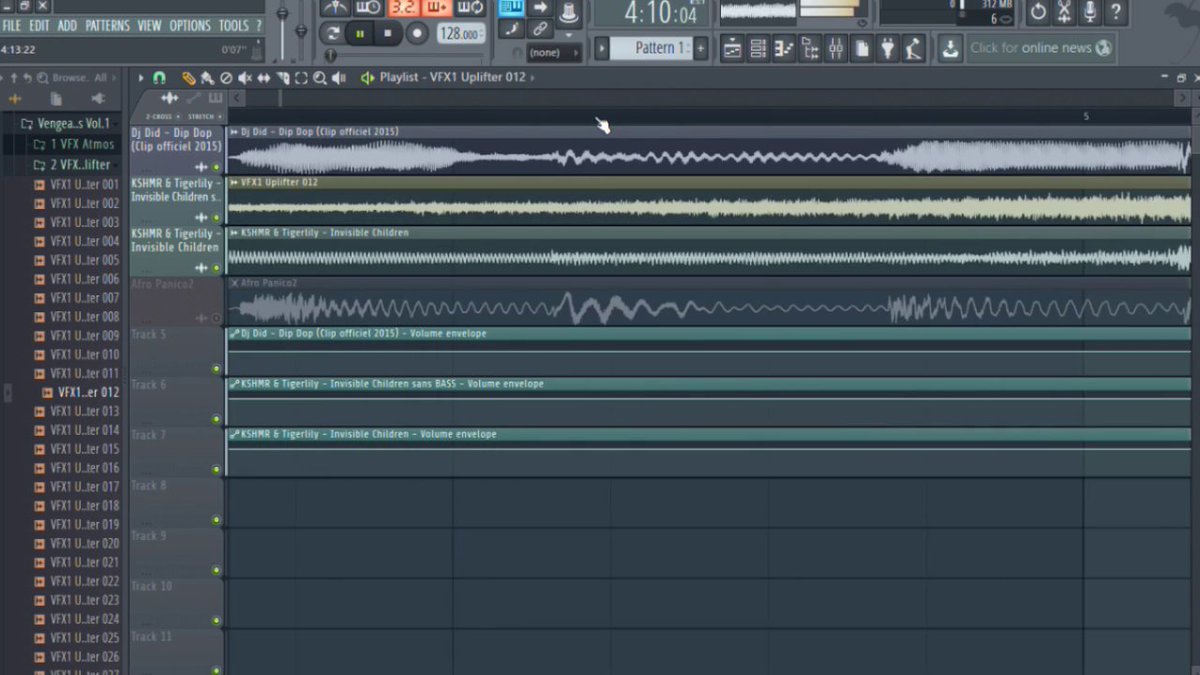 liveproducing's tweet photo. @mystykofficiel is now livestreaming! #electrohouse #flstudio #liveproducing #kshmr #mystyk https://t.co/PxOAEKOYJM https://t.co/Yuf6A04pZd