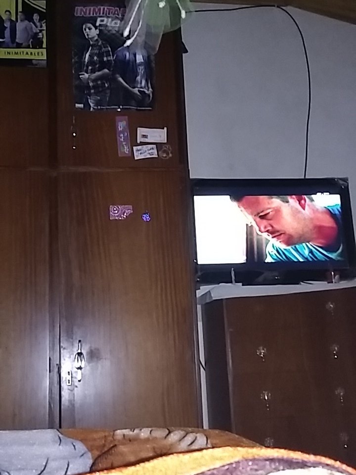 maris17_8's tweet photo. Y si tres días sin dormir mas de dos horas algo me iba a pasar jaja #cama #enfermucha https://t.co/eNG4jgh28A