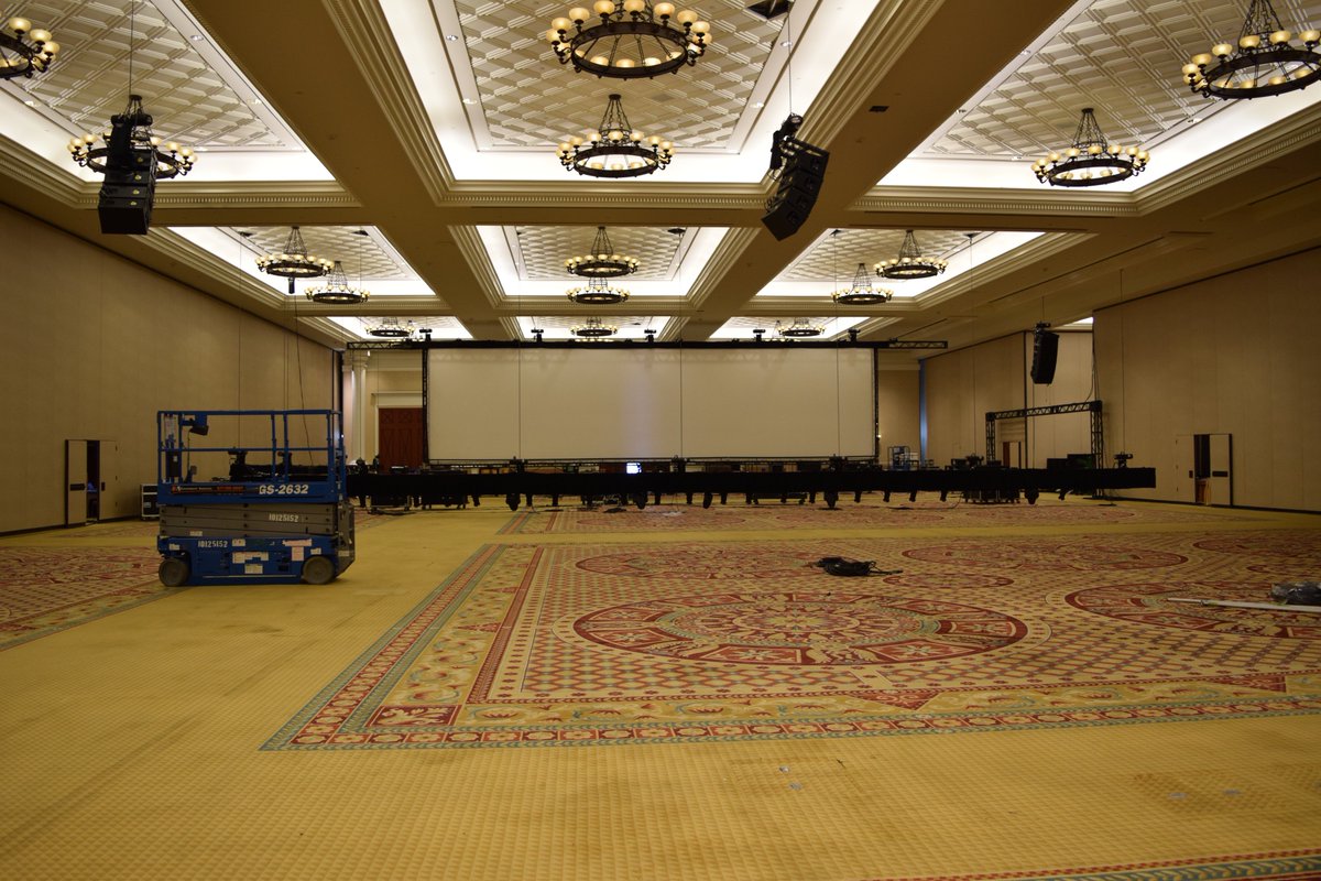 AndrewMissing's tweet photo. Getting the plenary room ready for #SReXperts #AONTechSummit - everything's starting to come together https://t.co/VI5FxhWXDj