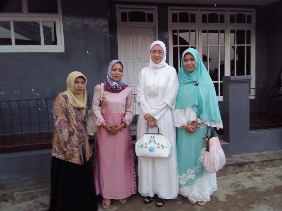 AanSahiq's tweet photo. Sampurasun pwk, sholat iidul adha bersama, @DediMulyadi71 @HumasPWK @BKDPurwakarta @ama_jentreDKP @DarangdanYayan https://t.co/8QlloRCG7l