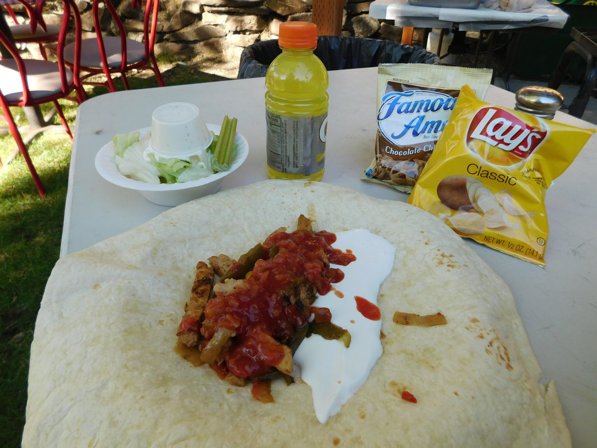 RigginsRun's tweet image. Great Run in the Sun! #rigginssalmonrun2016 #runner #halfmarathon #kasha #riggins