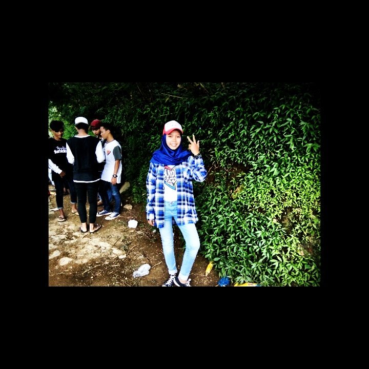 wlnn_'s tweet photo. #TripGuci  #HutanPinus  #brengkawan 😘😘 https://t.co/aFeLlIPsZD