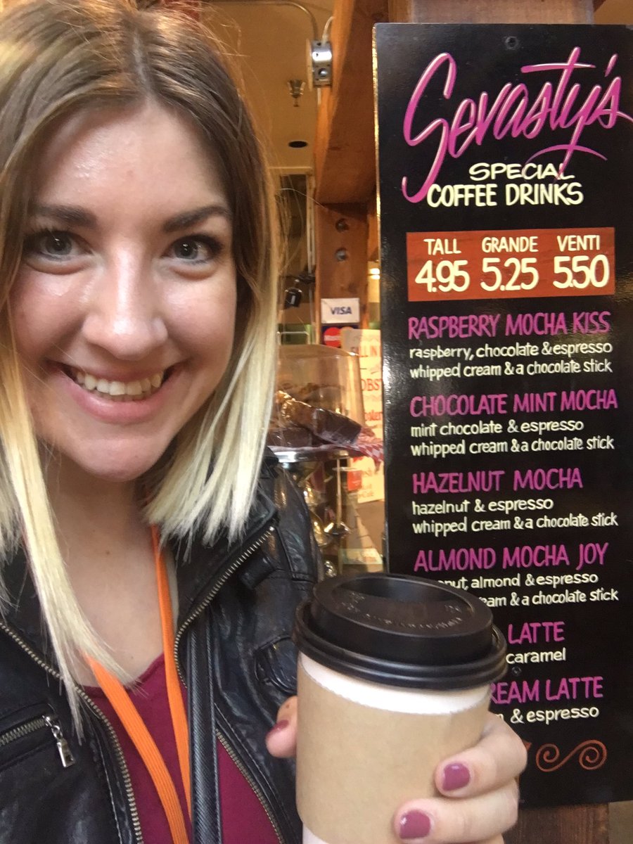 LockandKey9's tweet photo. Absolutely in love with @TheNetLoftAK cafe's raspberry mocha. #mmm #yumm ☺️🍽🎭☕️ https://t.co/J9YfwLqtUV
