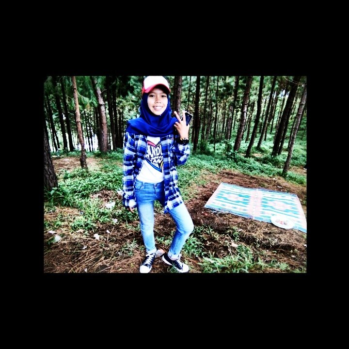 wlnn_'s tweet photo. #TripGuci  #HutanPinus  #brengkawan 😘😘 https://t.co/aFeLlIPsZD