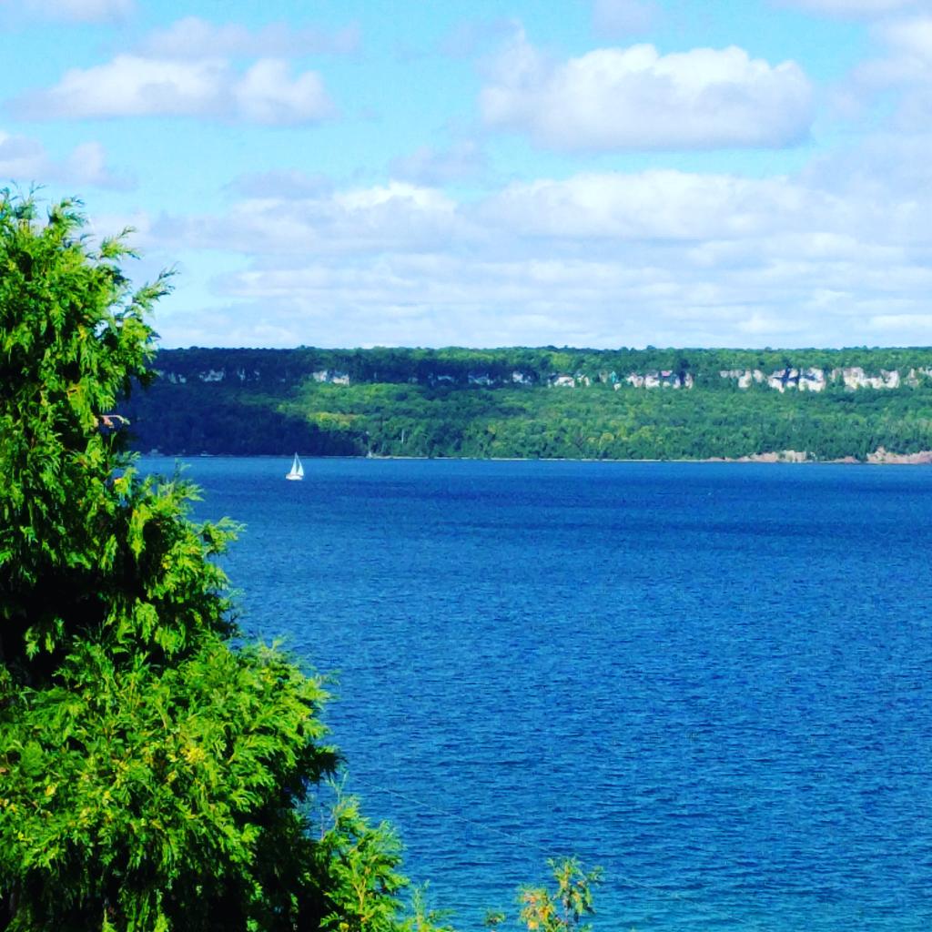 Krista_Henry18's tweet photo. Such a beautiful area I live in. #greybruce #wiarton  #scenicshoreline https://t.co/YhJIzj0x45