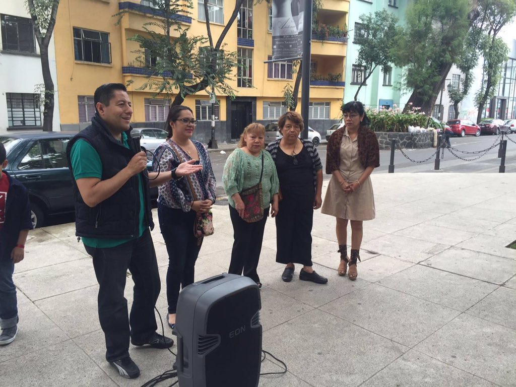 FNS_CDMX's tweet photo. Esta mañana nos reunimos con vecinos de la delg. Cuauhtémoc en el Jardín Tabacalera. @abordenc @VictorBAM03 https://t.co/K61eheXFLg