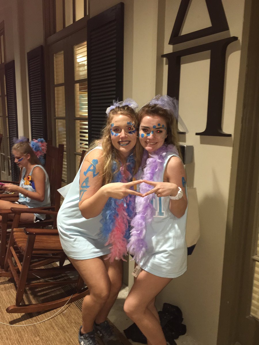 jaice_dubose's tweet photo. diAmΔΠds are forever.💎💙 #GEAUXADPi #LSUADPi https://t.co/PxtOjRRKvf