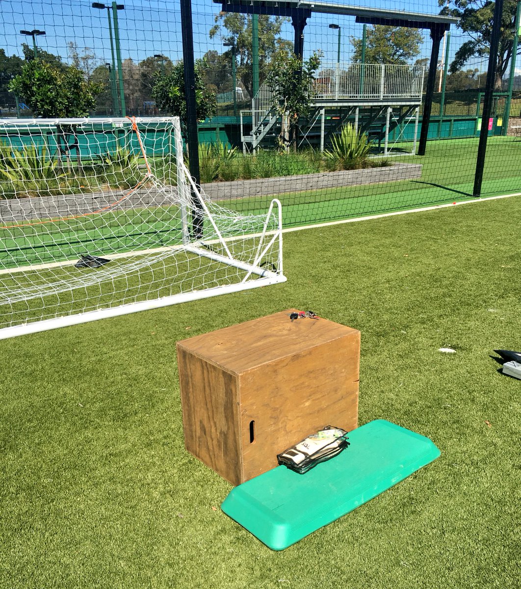 goldmanacademy's tweet photo. #Monday #morning #keeper #sessions https://t.co/RoQPQNjKxx