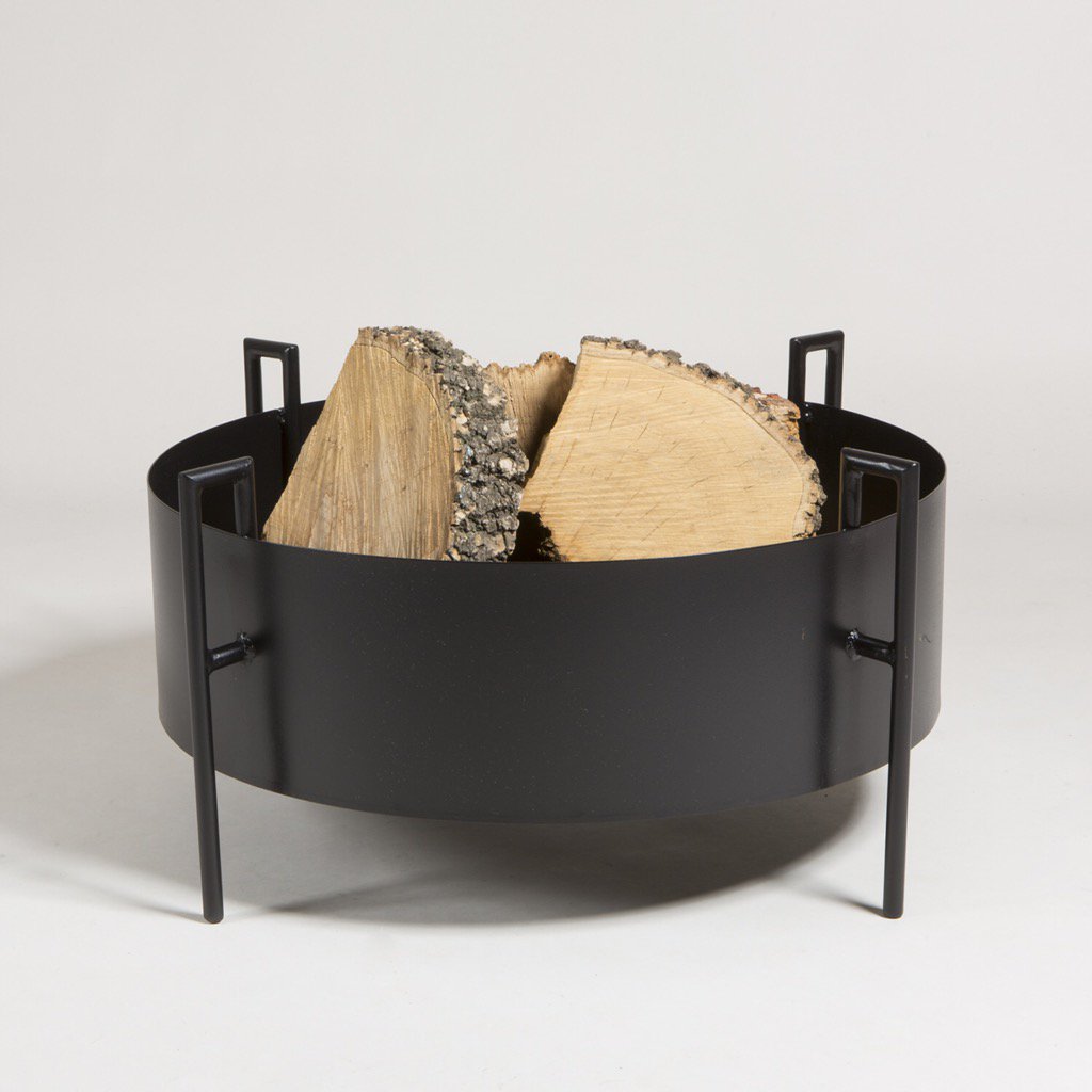 haskellcollect's tweet photo. #DAZE fire ring at #haskell a classic! #steelfireplace #firedesign #patiodecor #customfabrication #keepmesacool #eco https://t.co/0sRprEmUzu