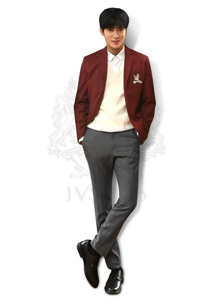 CsHj3CTUsAAqdfS.jpg:orig