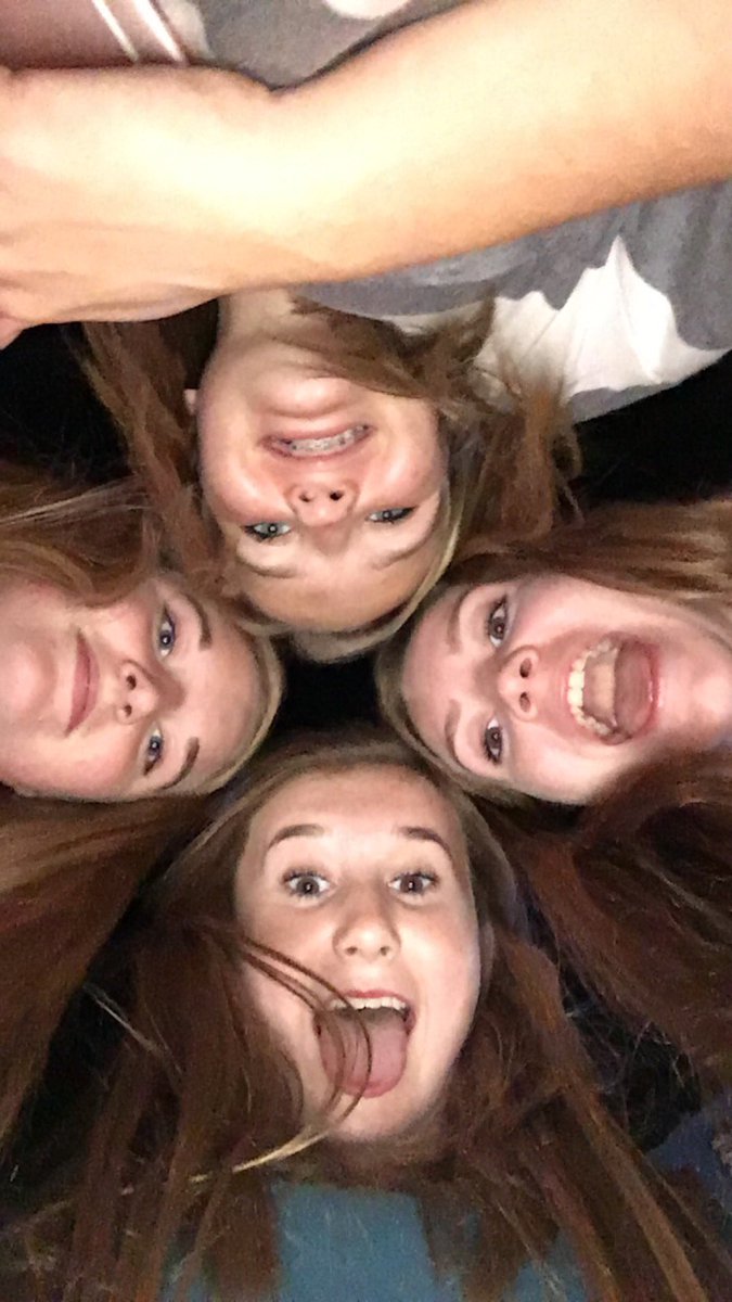 HayleeCooper3's tweet photo. @AleschBrooke @Karaahlrich @johanna_theeler #BlueRibbonFun https://t.co/HYif52IQW6