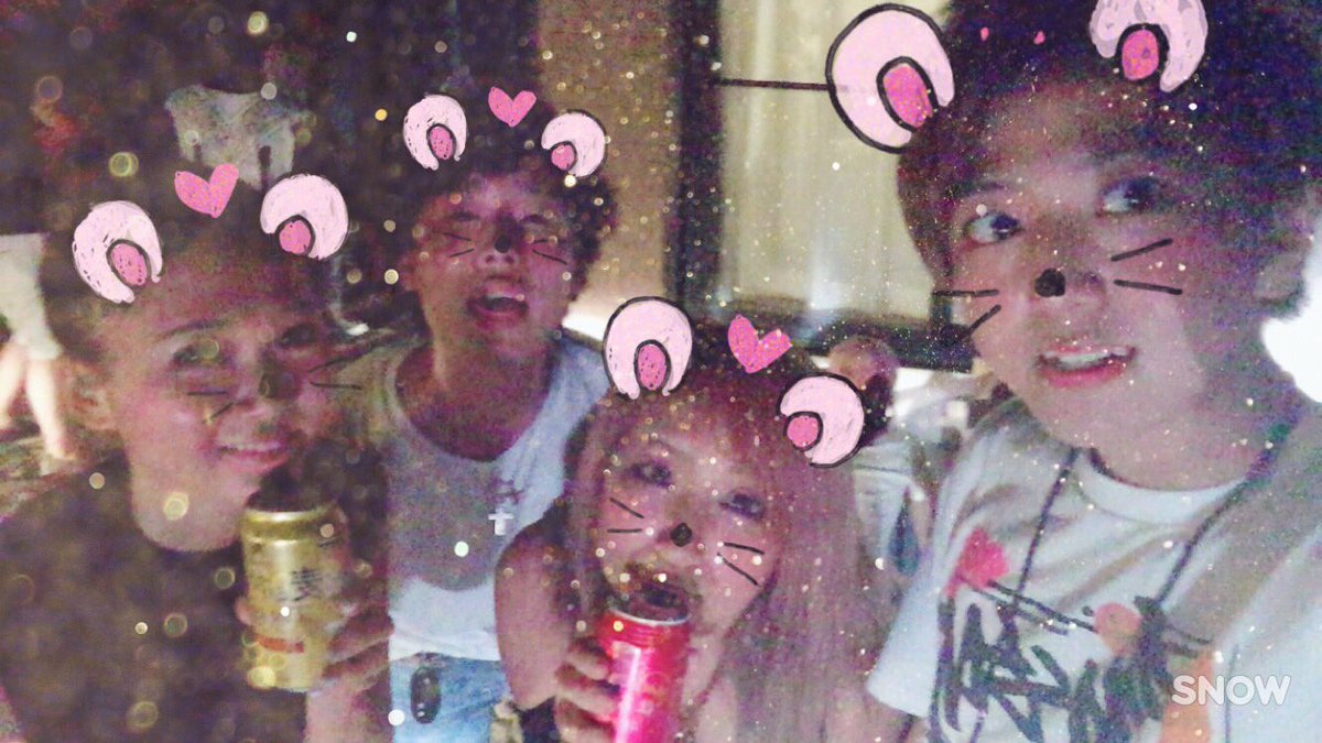 aaari1013's tweet photo. 昨日ゎ楽しかった💕
久々2-5で集まれてよかった٩(ˊᗜˋ*)و
変わらずおもしろすぎて、あごつかれた(　°Д°)

次ゎ鍋パかな〜😗 https://t.co/4DNEEJNWhc