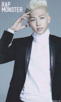DabyangMarley's tweet photo. Hi oppa 😙 happy birthday 😊 , be strong , don't mind the haters 😊😊 
#HappyNamjoonDay ❤🎂 #rainyweather ⛈⛈ https://t.co/GBV1c8G8x5