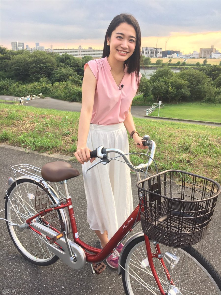 あさ6時50分ごろ…自転車専門店あさひの新作特集！ スカートの女性でも