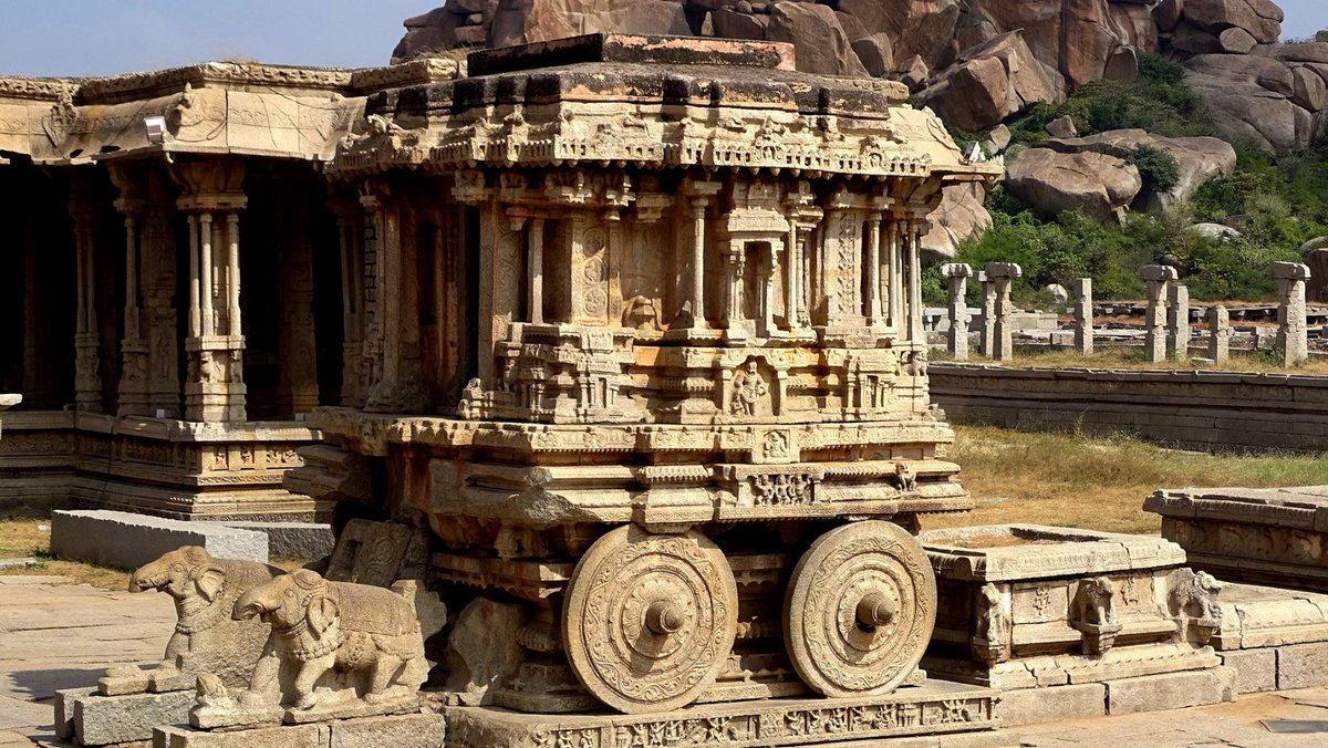 cirtnecce's tweet photo. #travel #travelblogger #traveldairies #willtravel #Incredibleindia #Hampi #forgottencities 
https://t.co/W9GLsgmZTG https://t.co/8hX1hZDdr0