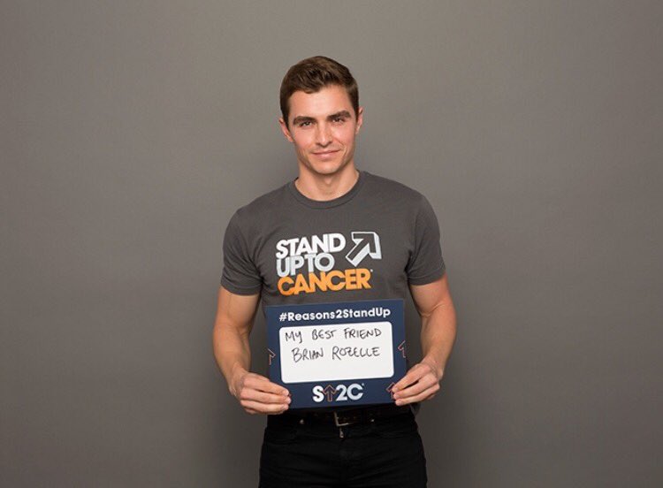 DFrancoOnline's tweet photo. #DaveFranco on #StandUp2Cancer September 9 for his friend @RozelleStrong https://t.co/UWNKfLycjK
