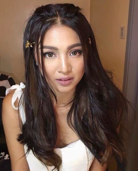 itgirlnadine's tweet photo. when ur icon is as good as ur stolen shot:

#TIMYThePact https://t.co/6ybqTwH9KM