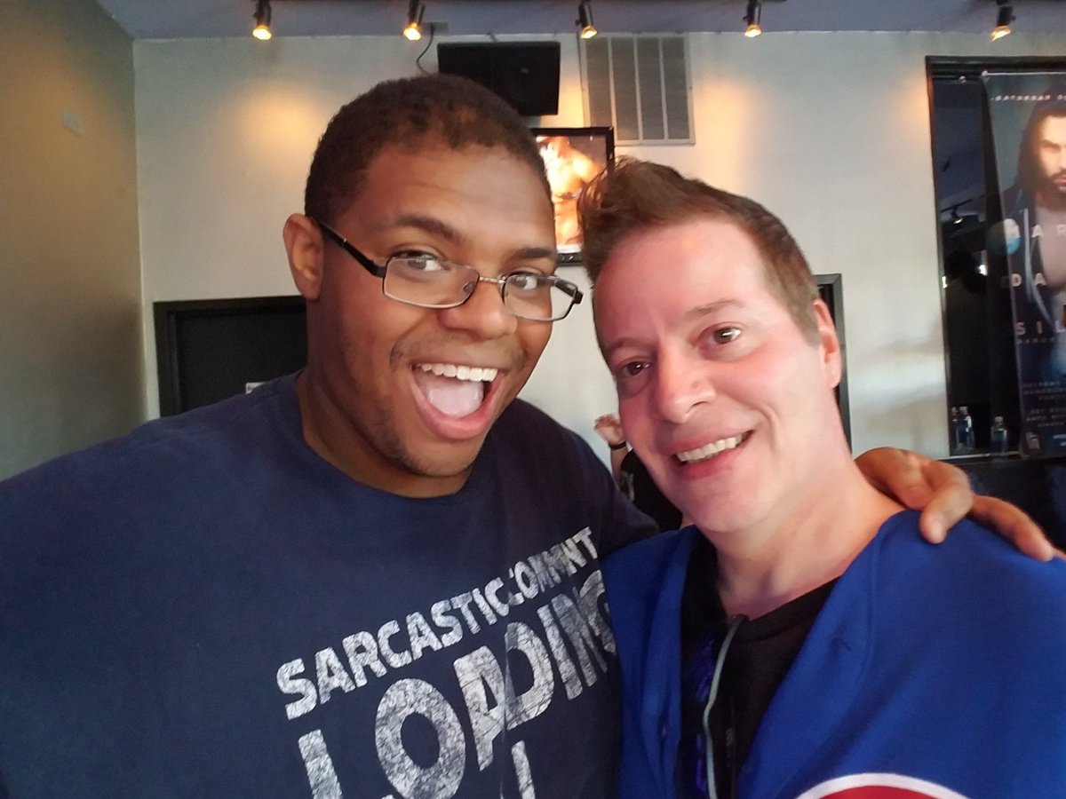 Origamigui's tweet photo. Friemds new &amp; old congregating @HydrateChicago...i love my boyz https://t.co/k3quQTeKyu