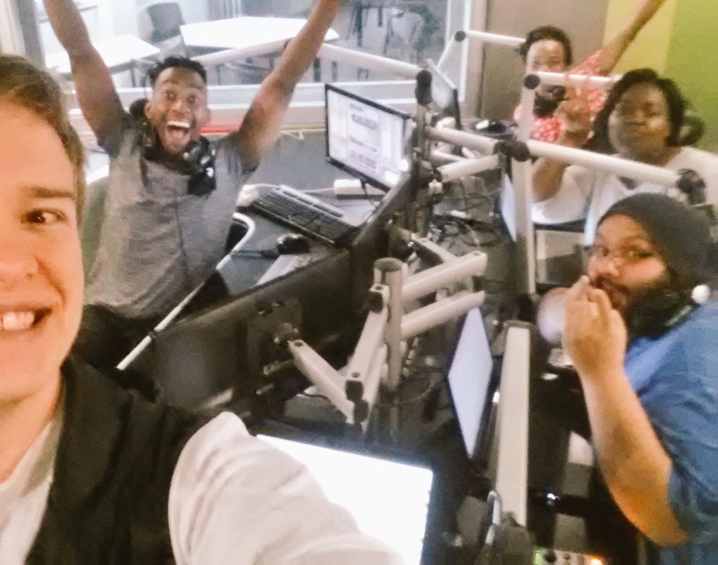 FlaxTheDJ's tweet image. Meet the #Mainswitch team giving you the best morning possible!