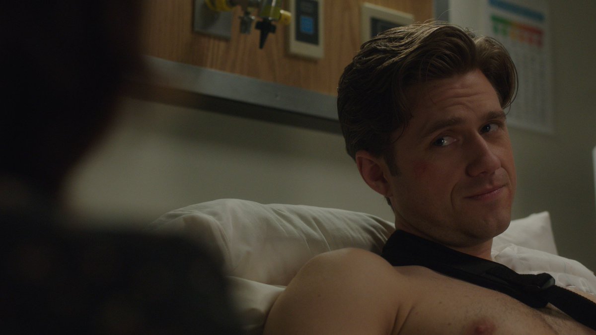 BrainDeadWriter's tweet image. I&apos;ll be honest I pitched that Gareth be on a Senate Water Polo Team, but this will do. #ShirtsVersusSkins #BrainDead