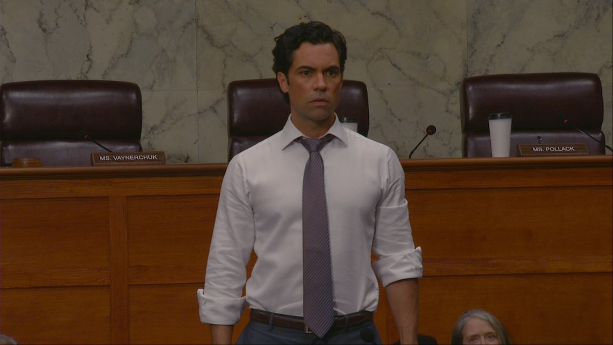 BrainDeadWriter's tweet photo. @TheDannyPino has my vote. #BrainDead https://t.co/X7EKdAo8SC