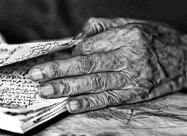 Karakter sahibi bir insanın ruhu yaralarla doludur...

Halil Cibran