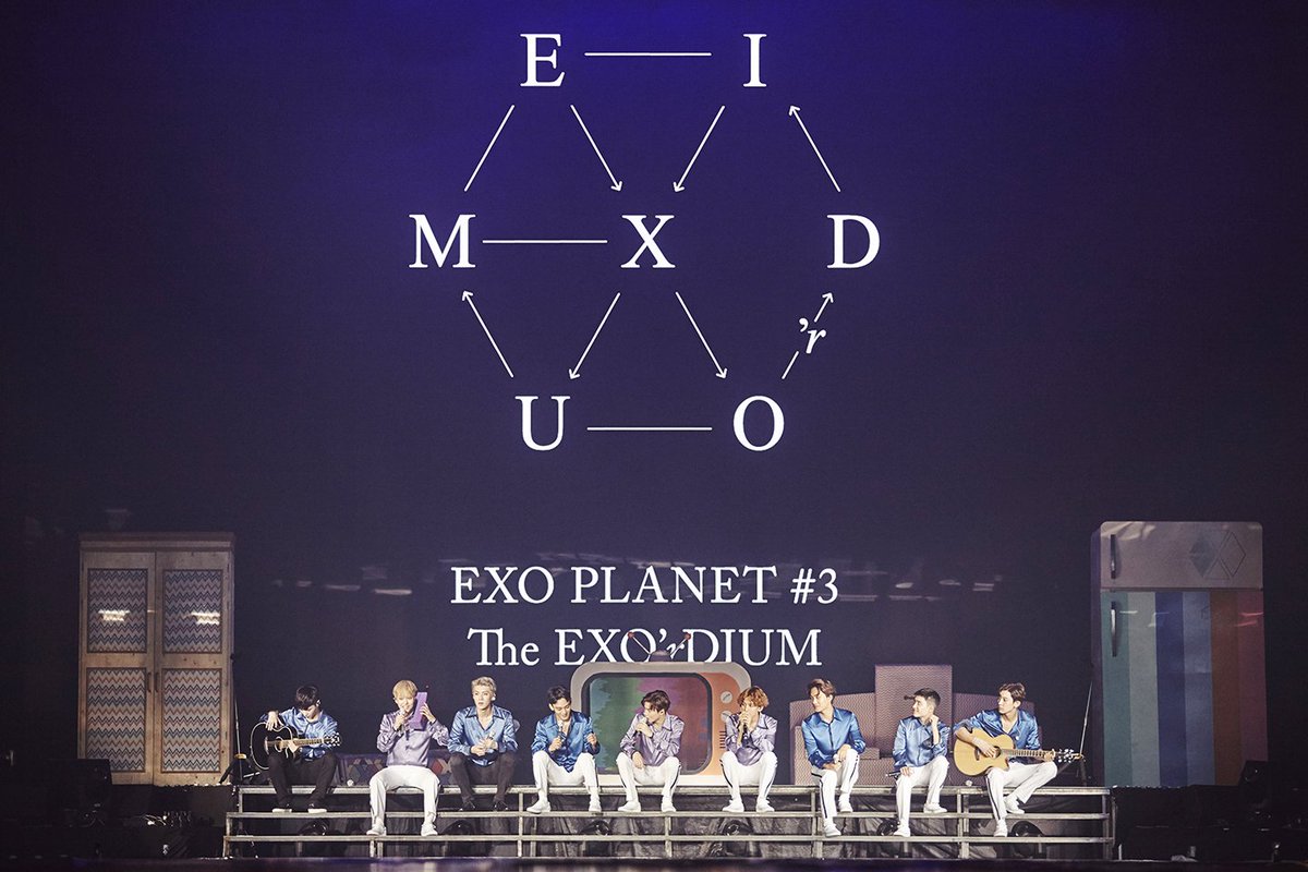 SMent_EXO's tweet photo. 160912 #EXO Vyrl Update: EXO PLANET #3 - THE EXO'rDIUM - in BANGKOK https://t.co/WfCmdAzCOD