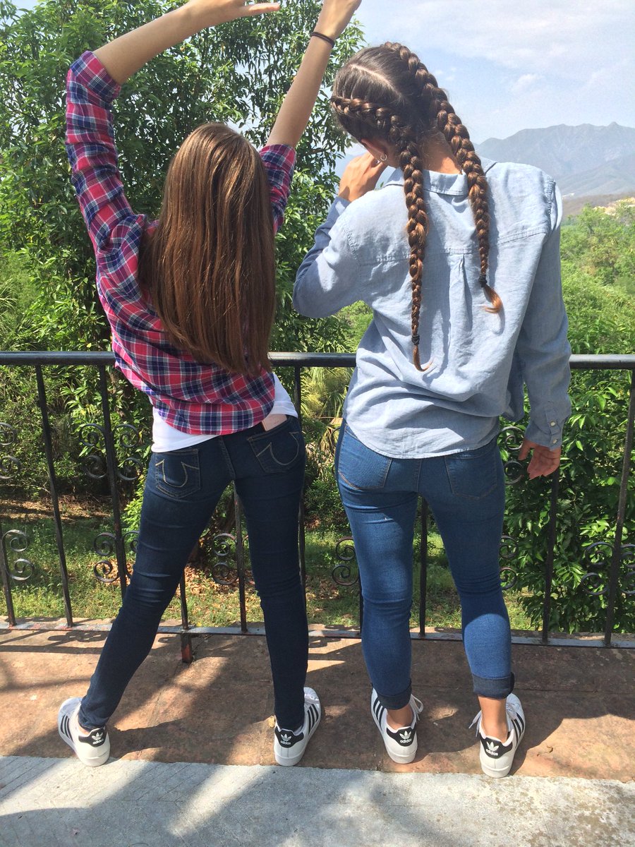 analufloresu's tweet photo. Mi 24/7 ya es legaaaaaal❤️💍 #miRide @mariel_au98 https://t.co/zCLfFwY068