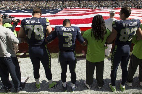 WeResistNews's tweet photo. NFL Week 1 β Player protests continue; rookie QBsβ¦ https://t.co/NHZ2V13Xa0 #JayAjayi #KendallWright #MarkusWheaton https://t.co/FDPV1t0bly