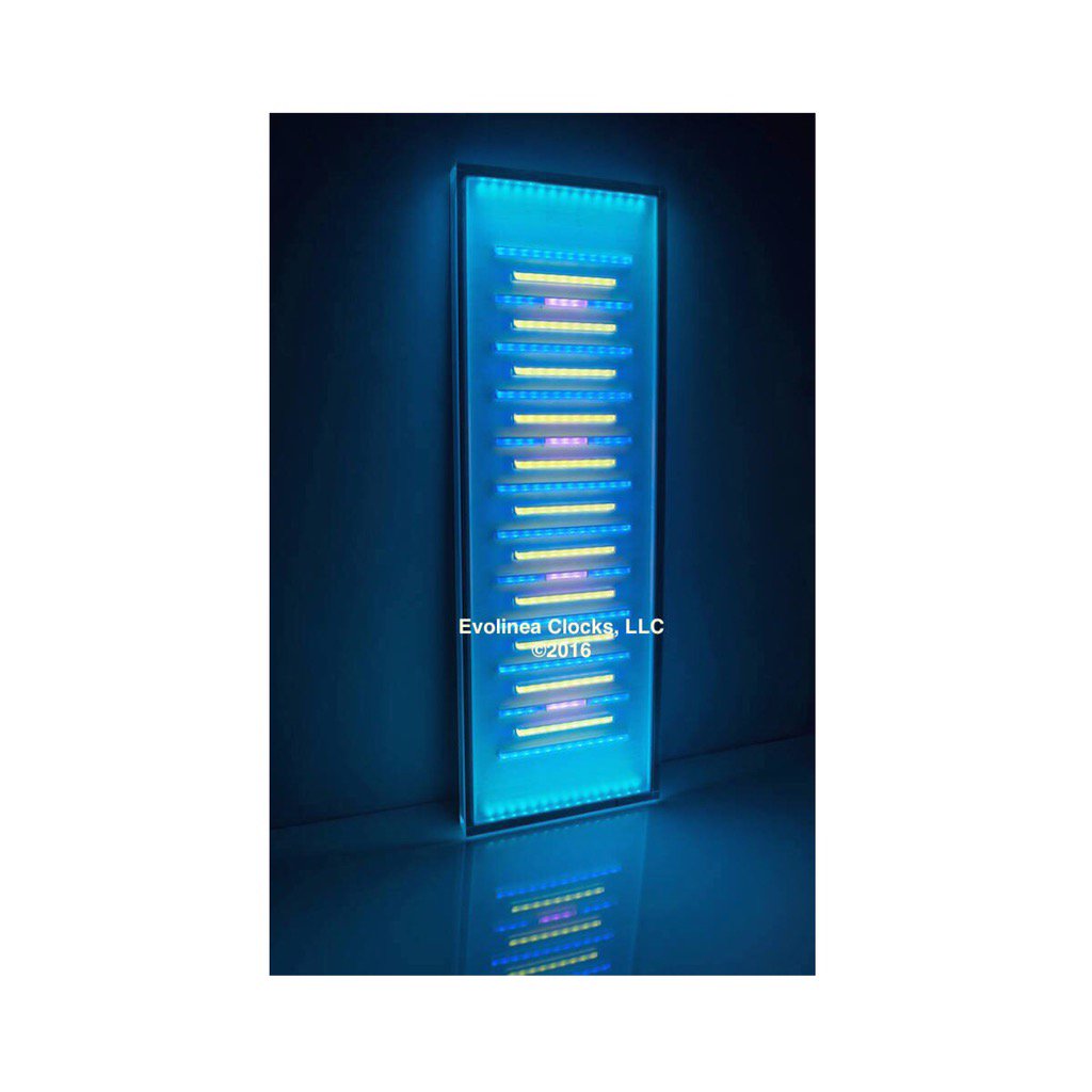 EvolineaClocks's tweet image. 12x36" Acrylic clock. Picture taken by Cliff Baise.
#uniqueclocks #designclock #minimalistclock #acrylicclock
