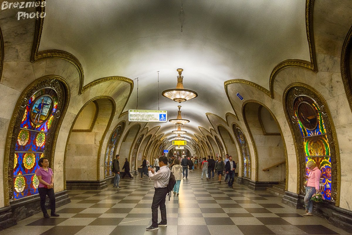 Metro Novoslobodskaya #Moscú #Rusia <a href="/parajesxvisitar/">Parajes x visitar - BLOG de VIAJES</a>