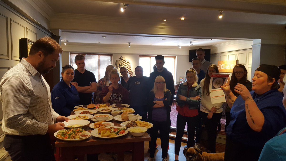 kingwilliam_bf's tweet photo. Some amazing delicious and moist new gorgeous food at our cook off @academy_south @Cheekymkm https://t.co/0RJRPXp36K