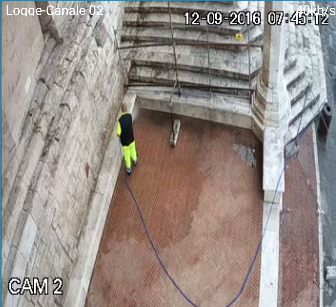 Vadodifritto's tweet photo. Da oggi @loggedibraccio sono di nuovo accessibili.Attivo sistema di videosorveglianza h24.Poi arriverà il cioccolato https://t.co/fGxHh3jjEG